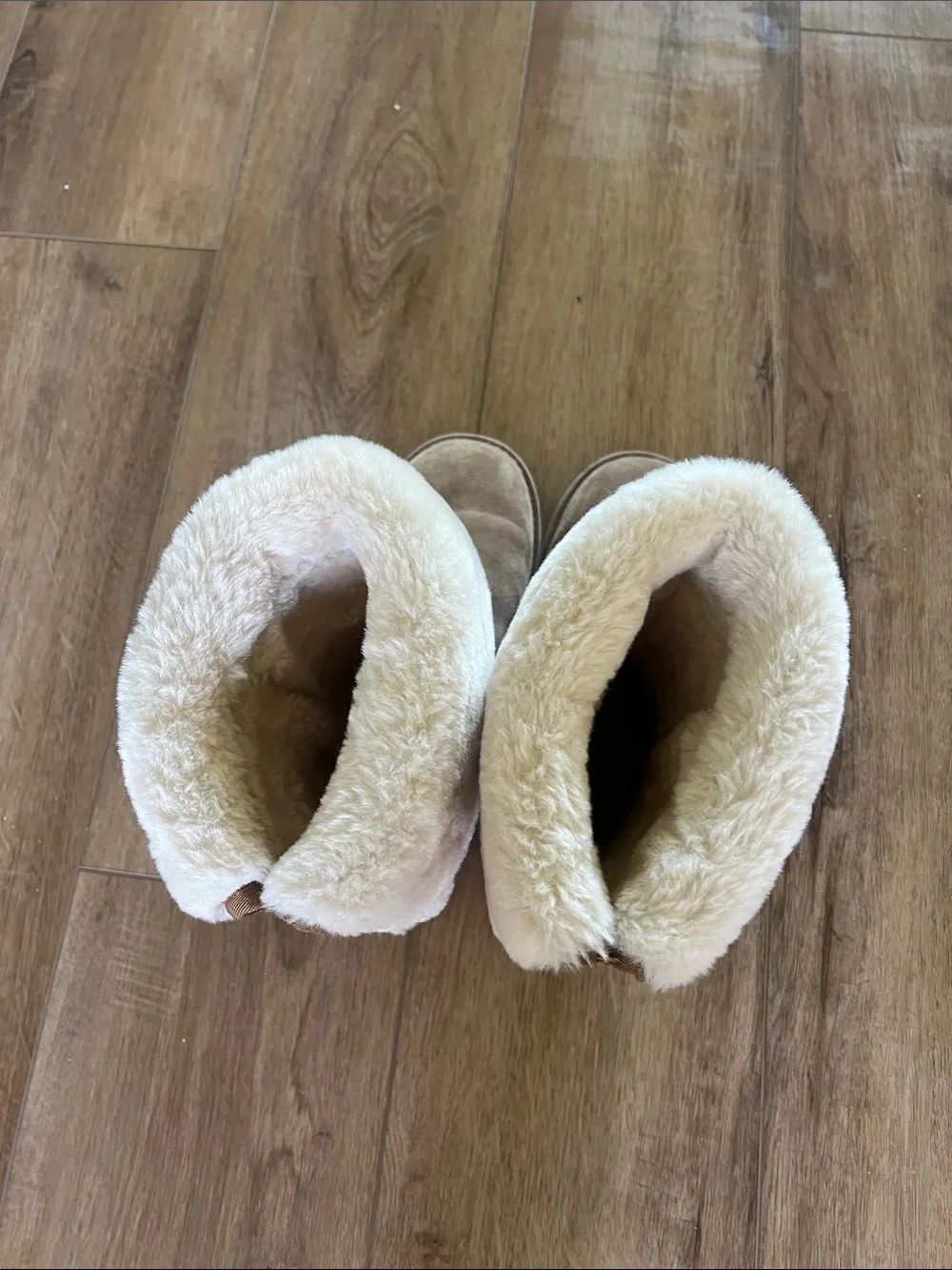 Lamo Tan Suede Boots with Cream Shearling Cuff